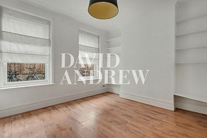 1 Bedroom Flat To Rent In Salcombe Road, Eagle Mansions Salcombe Road, N16