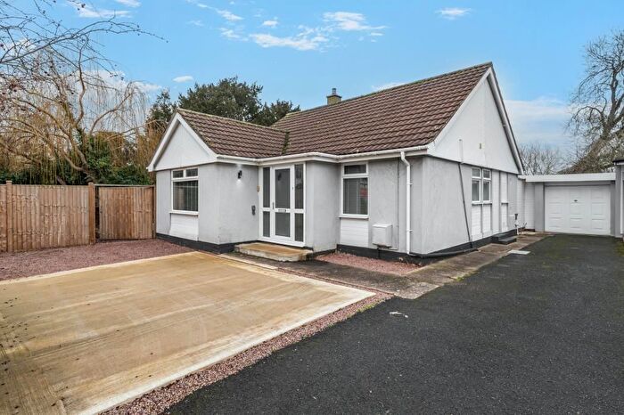 3 Bedroom Detached Bungalow To Rent In Acacia Close, Hereford, HR2