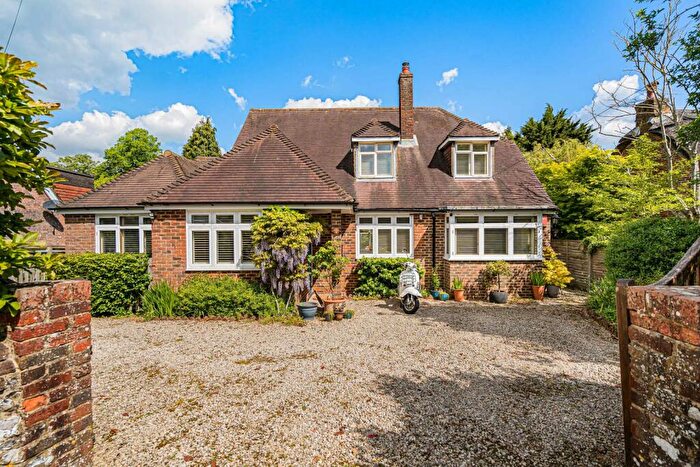 5 Bedroom Detached House For Sale In The Street, Upper Farringdon, Alton, Hampshire, GU34