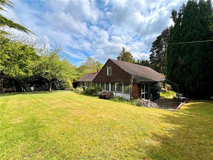 3 Bedroom Bungalow For Sale In The Avenue, Worplesdon, Guildford, Surrey, GU3