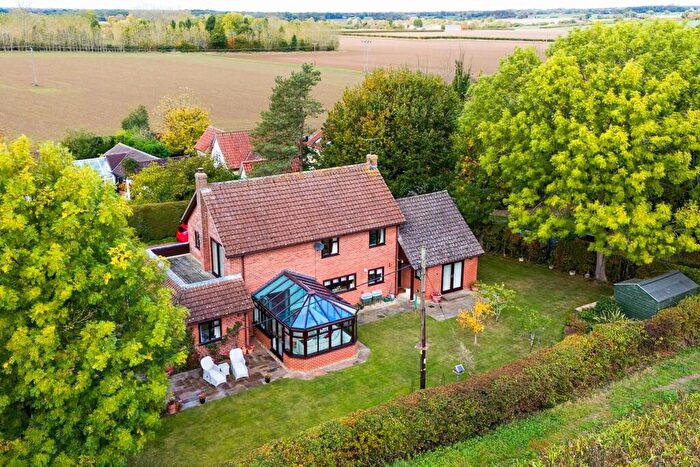 5 Bedroom Detached House For Sale In Middlewood Green, Stowmarket, IP14