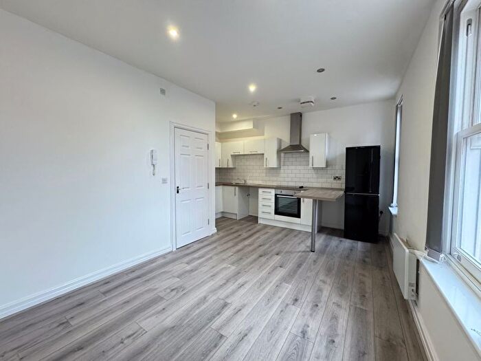 1 Bedroom Flat To Rent In Railway Road, Leigh, WN7