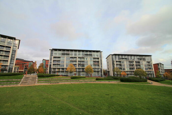 2 Bedroom Apartment To Rent In Longleat Avenue, Park Central, Birmingham, B15