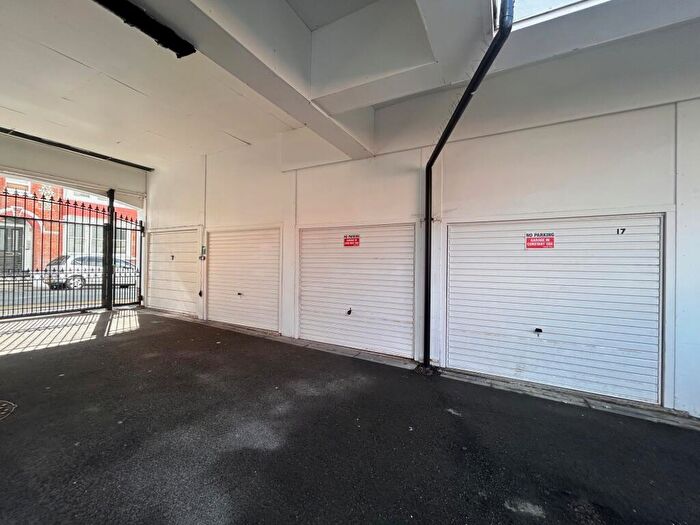 2 Bedroom Apartment To Rent In St Annes Court, Burlington Street, Brighton, BN2