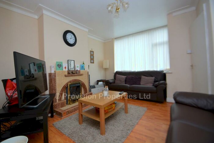 2 Bedroom Terraced House To Rent In Park View Avenue, Burley, Leeds, LS4