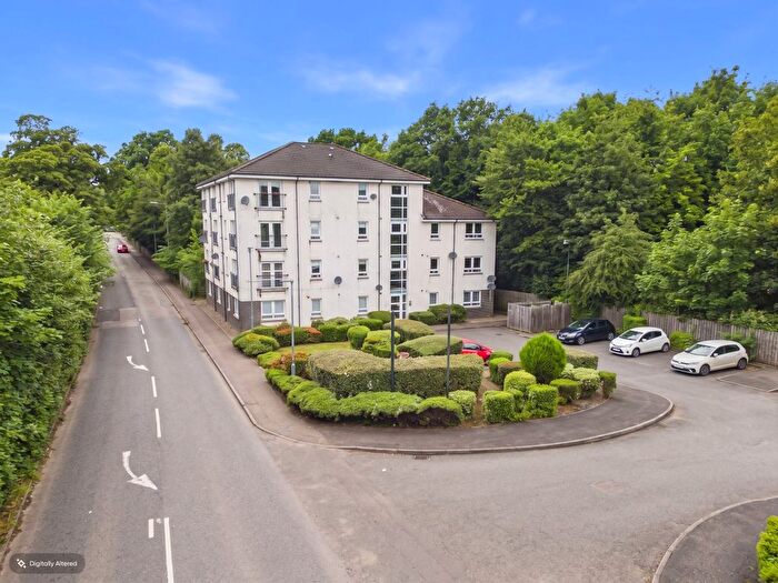 2 Bedroom Flat For Sale In Littlemill Court, Bowling, G60