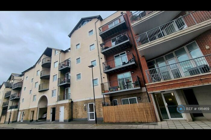 1 Bedroom Flat To Rent In Admirals Wharf, Southampton, SO14