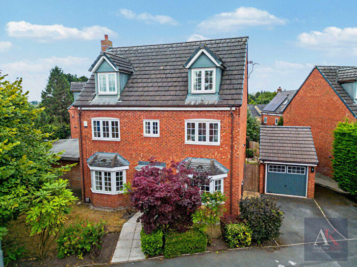 5 Bedroom Detached House For Sale In George Street, Hurstead, OL16