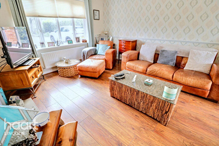 2 Bedroom Detached Bungalow For Sale In Bunkers Hill, Lincoln, LN2