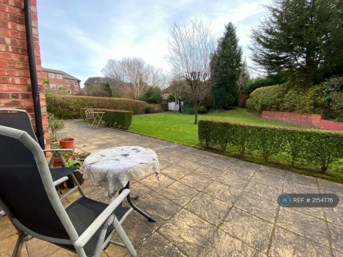 2 Bedroom Flat To Rent In Orchard Gate, Prenton, CH43