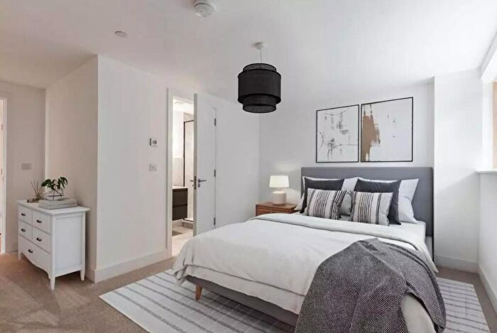 2 Bedroom Apartment For Sale In Plot Hoyle Court, Sheffield, S3