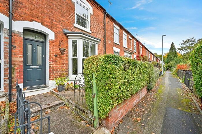 2 Bedroom Terraced House For Sale In Chapel Terrace, Stafford, Staffordshire, ST16