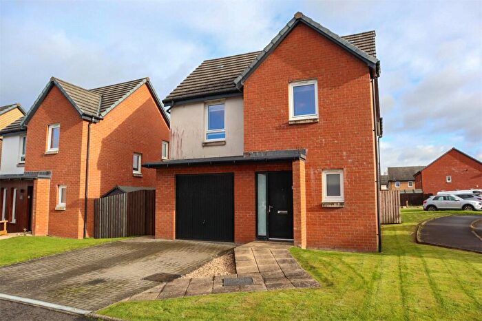 3 Bedroom Detached House For Sale In Waddell Crescent, Newmains, Wishaw, Lanarkshire, ML2