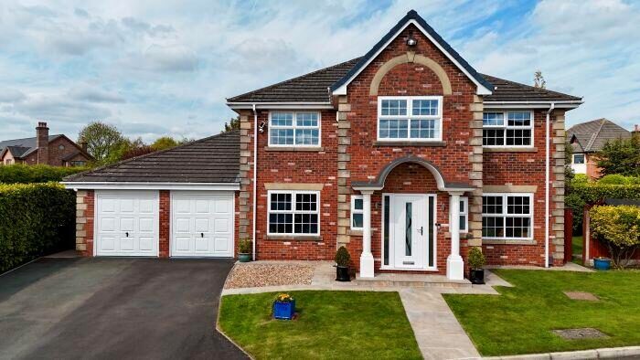 5 Bedroom Detached House For Sale In The Grange, Westhoughton, BL5