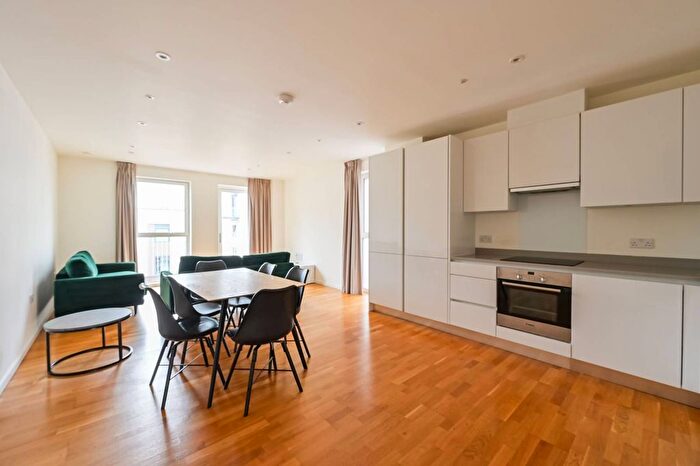 3 Bedroom Flat To Rent In Fortuna House, East Village, Stratford, London, E20