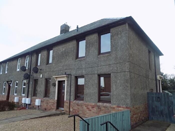 2 Bedroom Flat To Rent In Meadow View, Crossford, Dunfermline, KY12