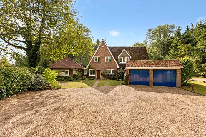 5 Bedroom Detached House For Sale In Marlow Common, Marlow, Buckinghamshire, SL7