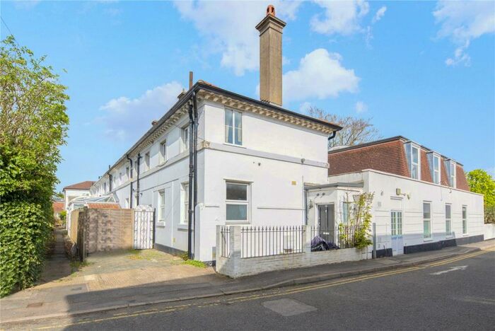 2 Bedroom Apartment To Rent In Bridge Street, Walton-on-Thames, Surrey, KT12