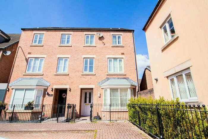 3 Bedroom Town House To Rent In Arudur Hen, Radyr, Cardiff, CF15