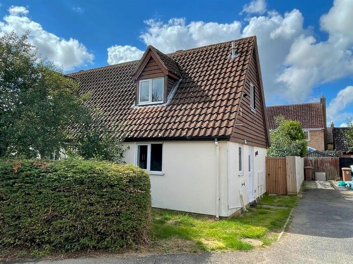 2 Bedroom Semi-Detached House To Rent In Chatsfield, Werrington, Peterborough, PE4