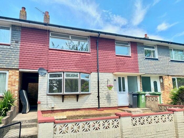 4 Bedroom Terraced House For Sale In Rochford Road, Portsmouth PO6