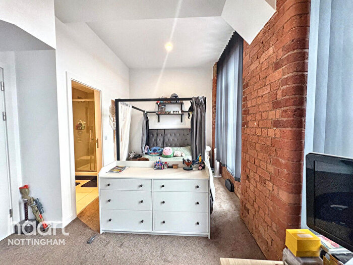 2 Bedroom Apartment For Sale In Bridge Street, Nottingham, NG10