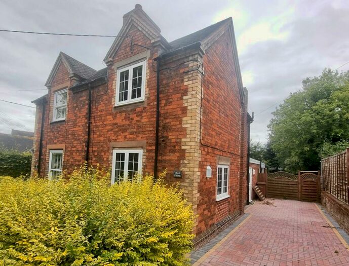 2 Bedroom Cottage To Rent In Main Road, Harlaston, Tamworth, B79
