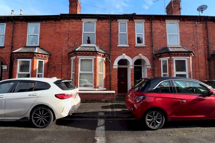 4 Bedroom Terraced House To Rent In Prior Street, Lincoln, LN5