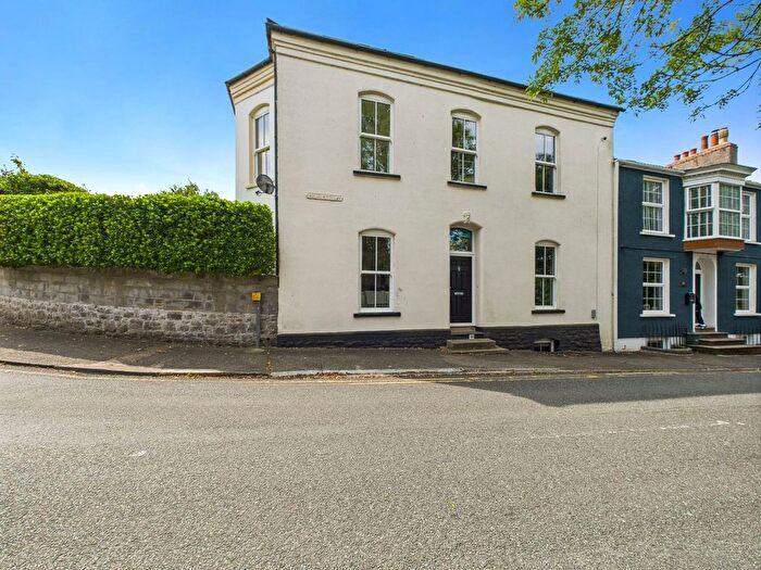 5 Bedroom End Of Terrace House For Sale In Prospect Place, Pembroke Dock, SA72