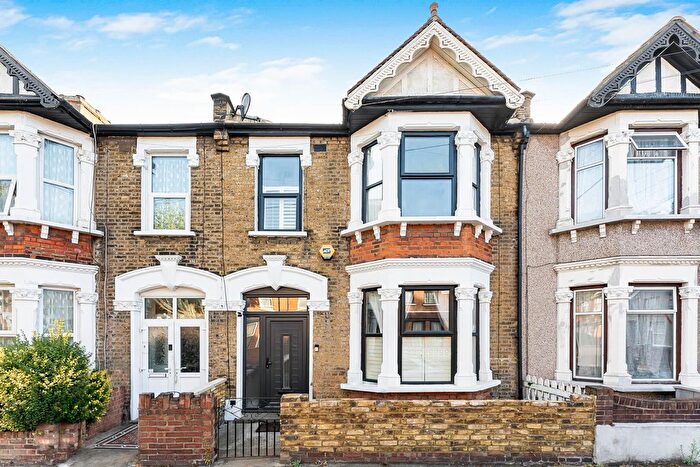3 Bedroom Terraced House For Sale In Crofton Road, London, E13