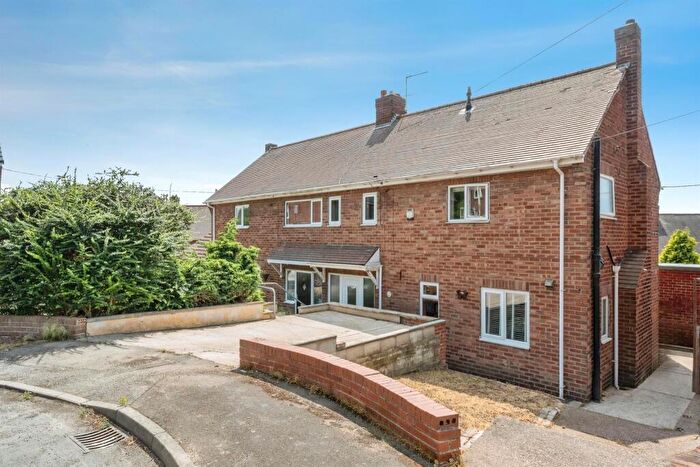 3 Bedroom Semi-Detached House For Sale In Almond Close, Maltby, Rotherham, S66