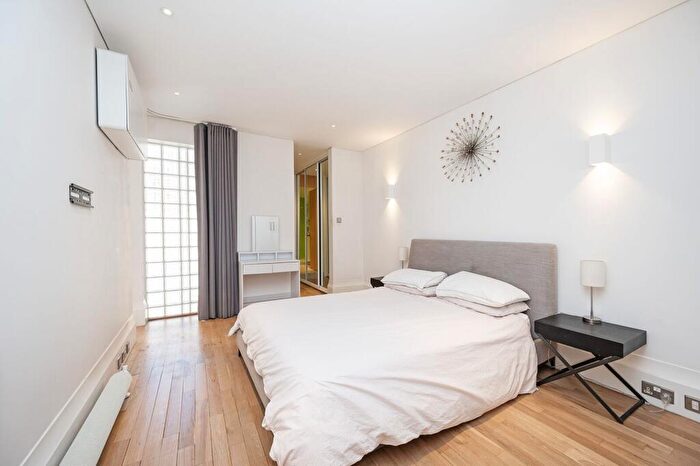 2 Bedroom Flat To Rent In Spital Square, Spitalfields, London, E1