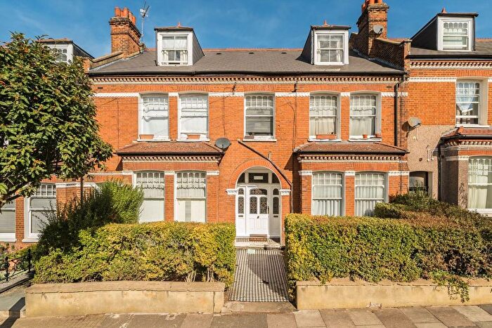 1 Bedroom Flat For Sale In Terrapin Road, Balham, SW17