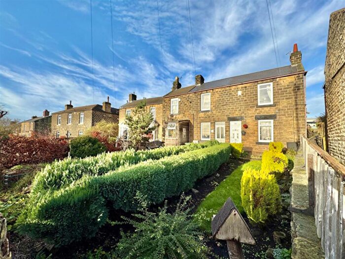 2 Bedroom Terraced House For Sale In Spark Lane, Mapplewell, Barnsley, S75