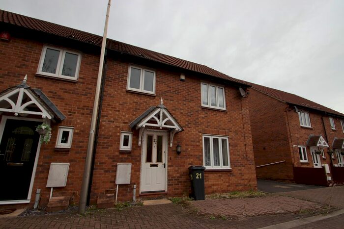 3 Bedroom End Of Terrace House To Rent In Ash Close, St. Georges, Weston-Super-Mare, BS22