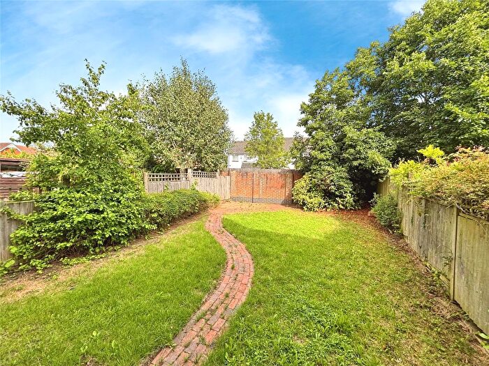 2 Bedroom Semi-Detached House To Rent In Wallis Road, Ashford, Kent, TN24