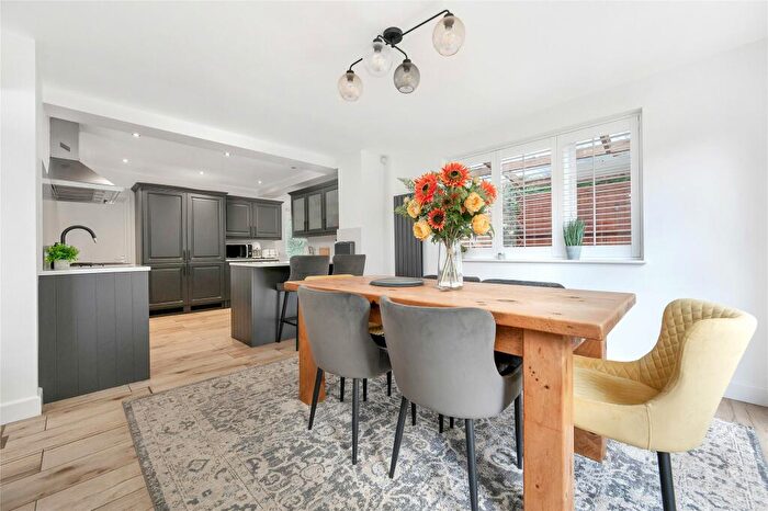 4 Bedroom Detached House For Sale In Priory Road, Loughborough, Leicestershire, LE11