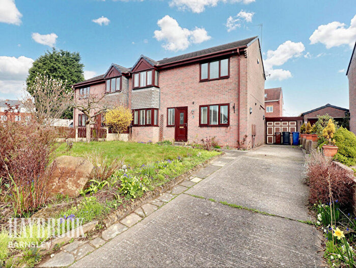 3 Bedroom Semi-Detached House For Sale In Lesmond Crescent, Little Houghton, S72