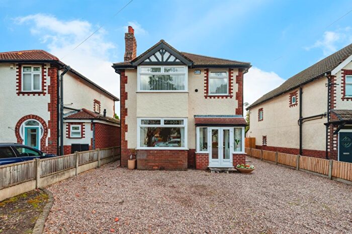 3 Bedroom Detached House For Sale In Chester Road, Helsby, Frodsham, WA6