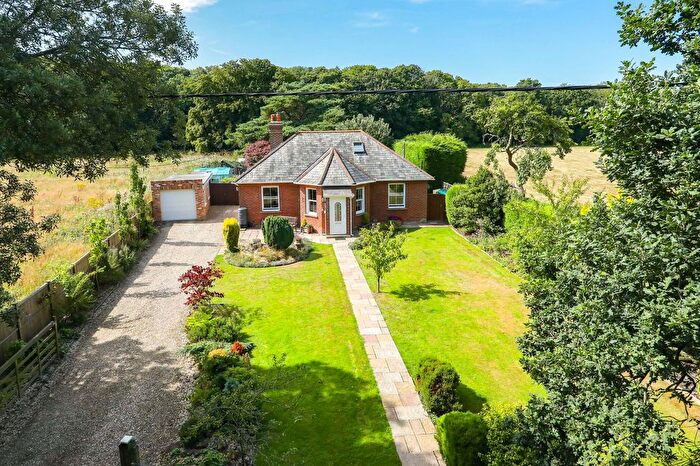 3 Bedroom Detached House For Sale In Acrise, Folkestone, CT18