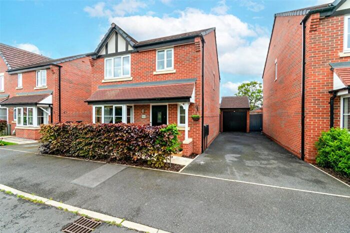 3 Bedroom Detached House For Sale In Clive Way, Middlewich, CW10