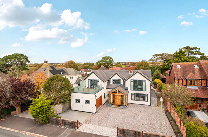 4 Bedroom Detached House For Sale In Haven Crescent, Hill Head, Hampshire, PO14