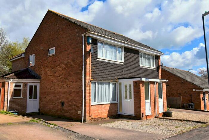 3 Bedroom Semi-Detached House To Rent In Springville Close, Longwell Green, Bristol, BS30