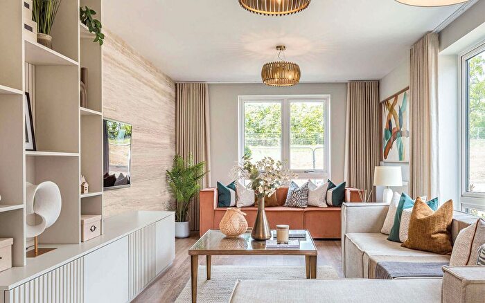 2 Bedroom Flat For Sale In Bullockstone Road, Herne Bay, CT6