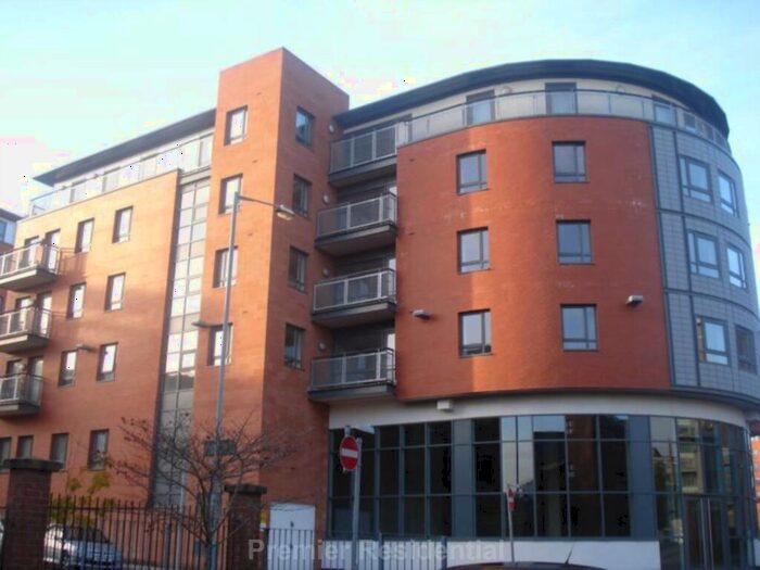 2 Bedroom Apartment To Rent In Blantyre Street, Manchester, M15