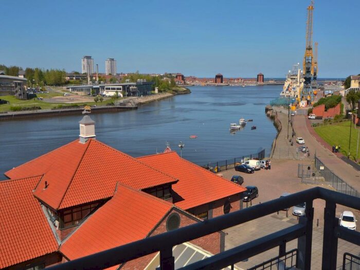 2 Bedroom Apartment To Rent In River View, Tyne And Wear, Low Street, Sunderland, SR1