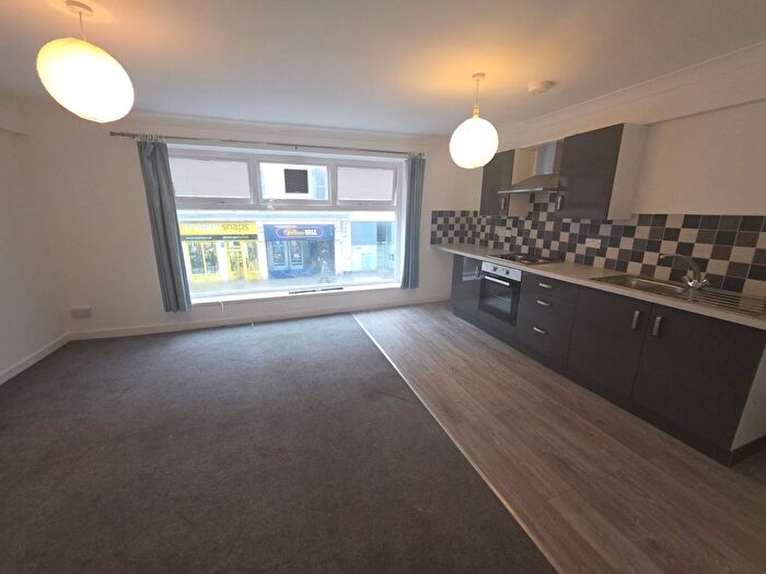 2 Bedroom Flat To Rent In Braddons Hill Road West, Torquay, TQ1