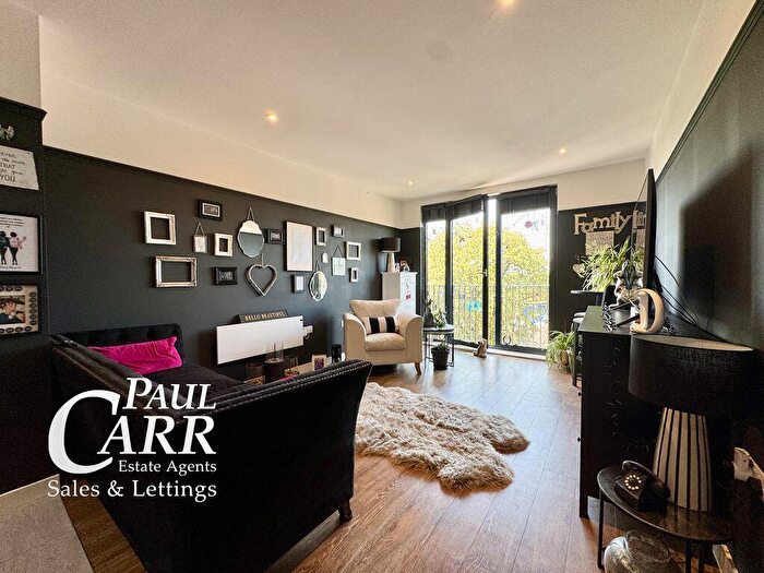 1 Bedroom Flat For Sale In Apt The Sutton, King Edwards Square, Sutton Coldfield, B73