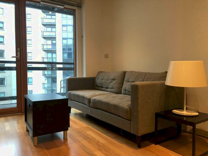 1 Bedroom Flat To Rent In Gateway East, Marsh Lane, Leeds, Uk, LS9