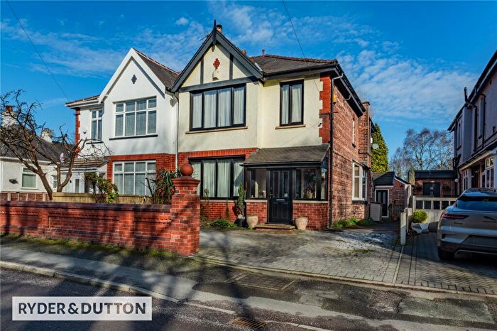 4 Bedroom Semi Detached House For Sale In Polefield Road, Blackley, Manchester, M9
